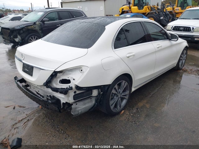 55SWF4JBXGU148330 Mercedes-Benz C 300 Luxury/sport