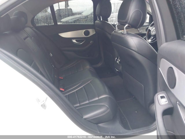 55SWF4JBXGU148330 Mercedes-Benz C 300 Luxury/sport