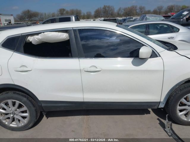 JN1BJ1CV3LW274025 Nissan Rogue Sport S Fwd Xtronic Cvt