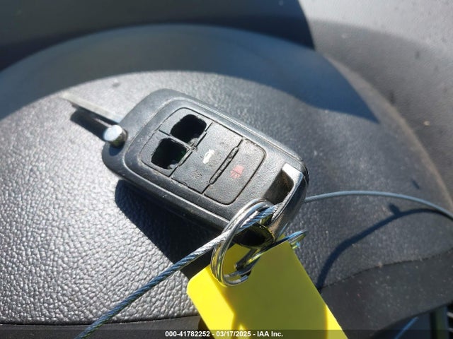1G1PA5SG3E7407563 Chevrolet Cruze Ls Auto