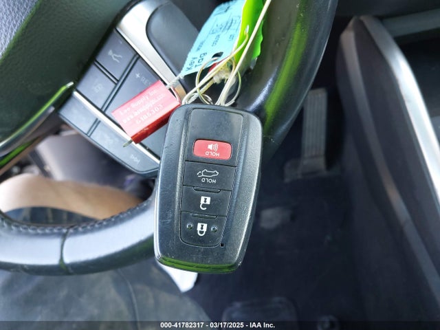 5TDGZRBH6MS071363 Toyota Highlander Xle