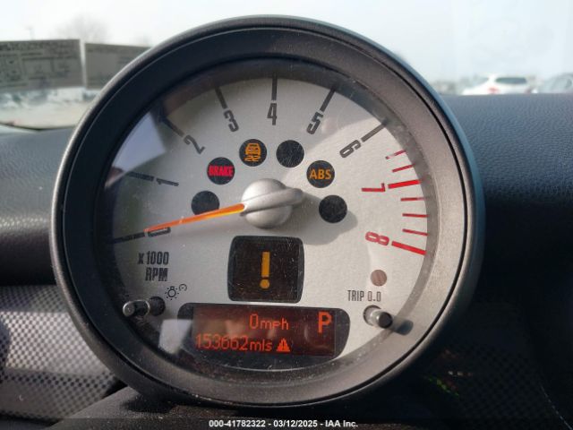 2011 MINI COOPER S CLUBMAN WMWZG3C55BTY35621 Photo 6