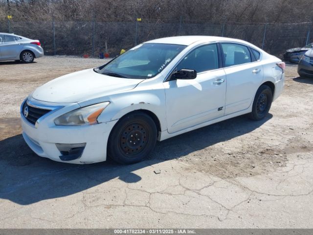 1N4AL3AP3EC184032 Nissan Altima 2.5 S