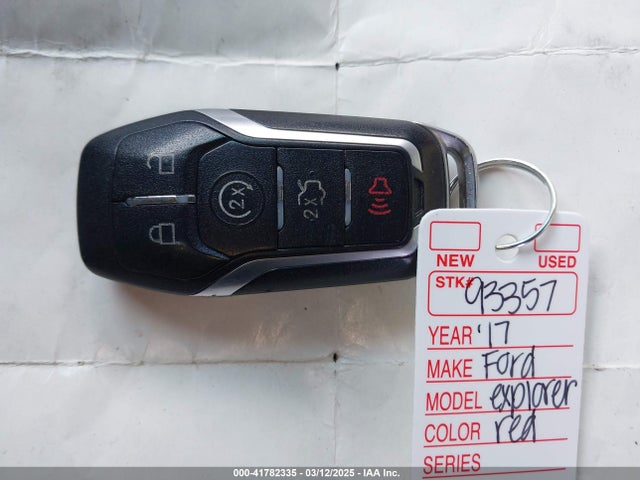1FM5K8D82HGB68395 Ford EXPLORER XLT