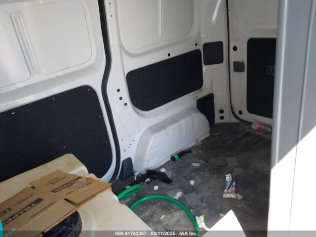 3N6CM0KN2JK695468 Nissan Nv200 S