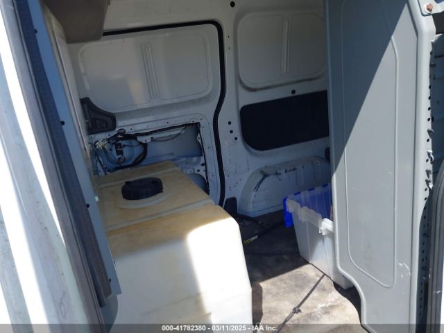 3N6CM0KN4JK695696 Nissan Nv200 S