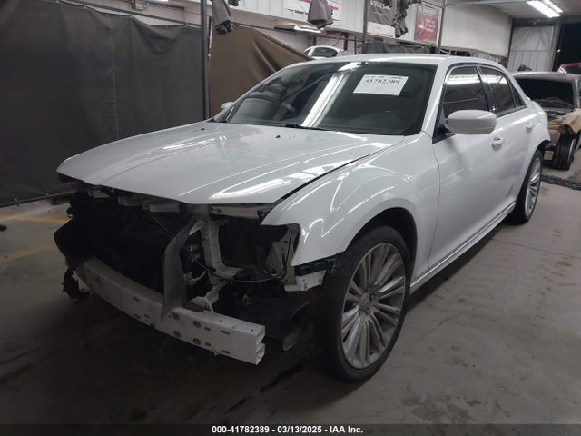 2C3CCABG9JH265201 Chrysler 300 300s
