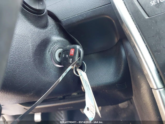 4T1BF1FK8HU382879 Toyota CAMRY SE