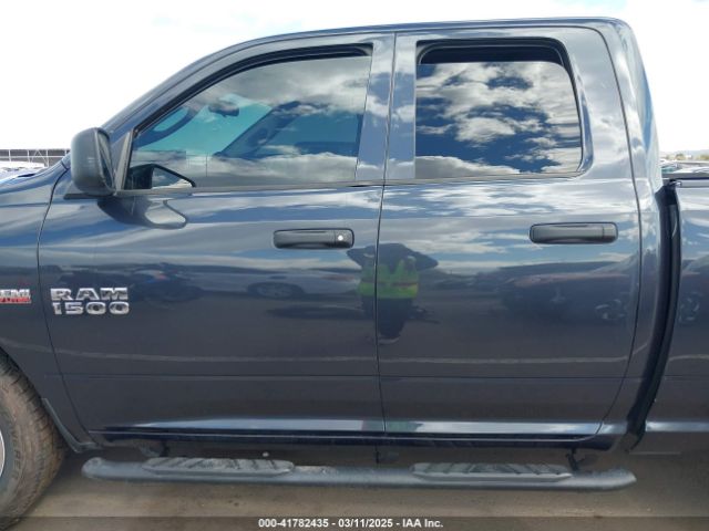1C6RR6FT0JS211116 RAM 1500 Express  4x2 6'4 Box