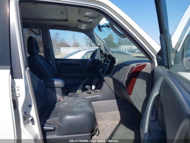 2001 MITSUBISHI MONTERO JA4MW51R91J031988 Photo 4