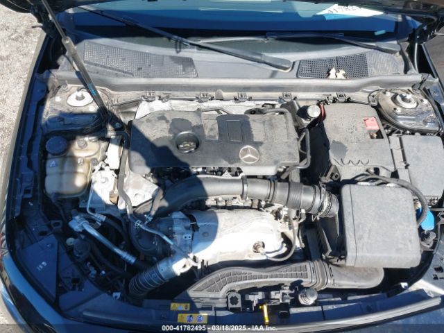 WDD3G4FB8KW006661 Mercedes-Benz A 220 4matic