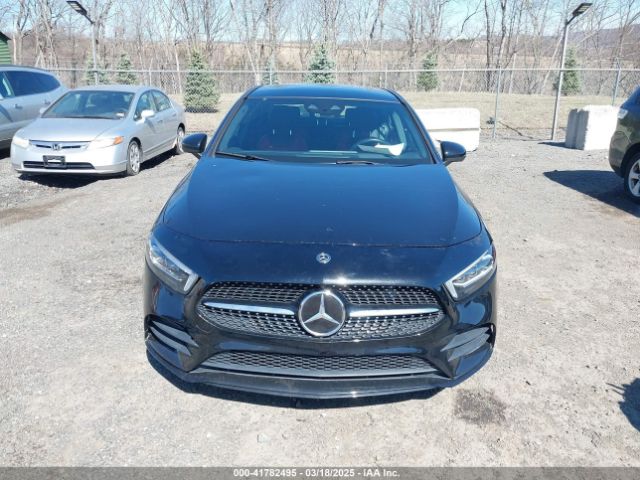 WDD3G4FB8KW006661 Mercedes-Benz A 220 4matic
