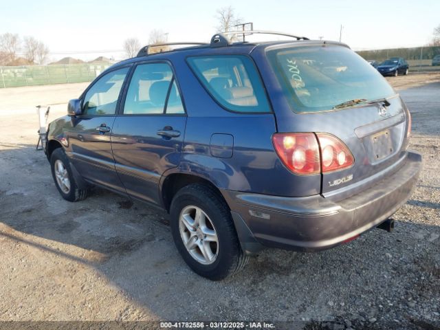 1999 LEXUS RX 300 JT6HF10U1X0006823 Photo 2