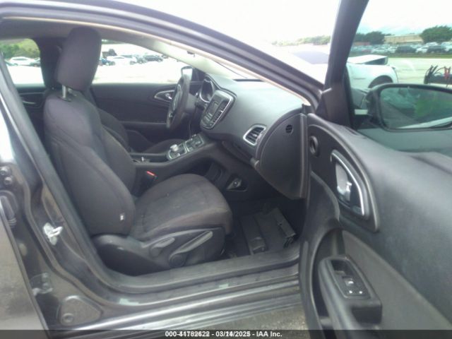 1C3CCCAB3FN669224 Chrysler 200 Limited