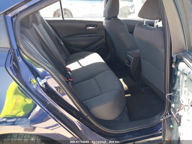 JTDEPRAE7LJ106671 Toyota COROLLA LE