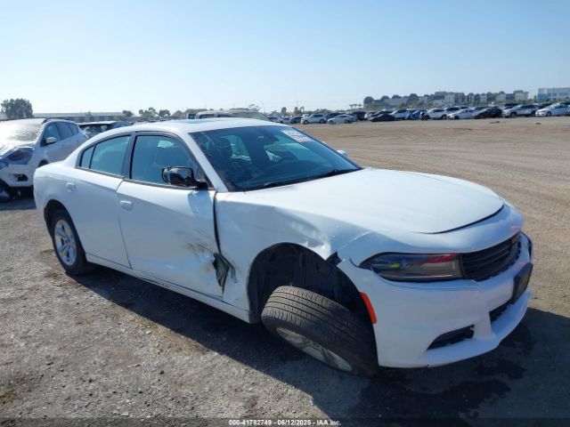 2C3CDXBG8KH724557 Dodge Charger Sxt Rwd