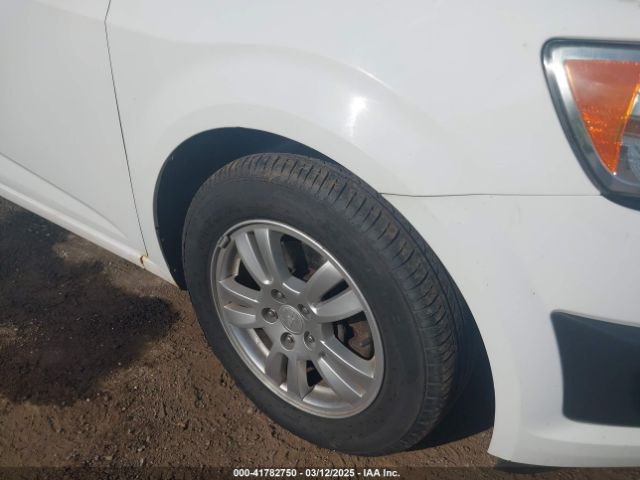 1G1JC6SH3E4100300 Chevrolet Sonic Lt Auto
