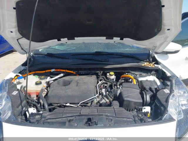 1FMCU9DZXLUA44174 Ford Escape Titanium Hybrid