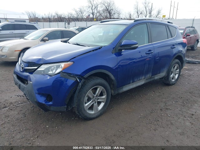 2T3RFREV8FW402223 Toyota Rav4 Xle