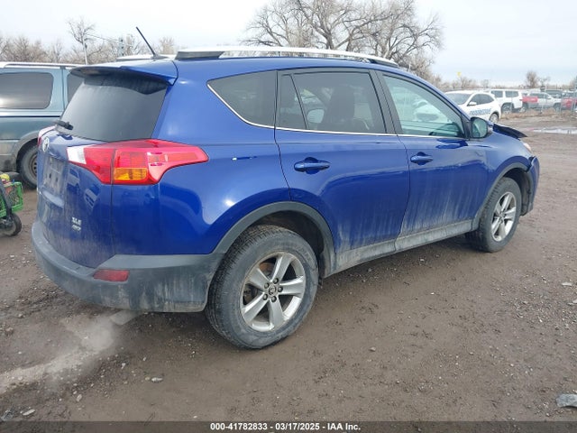2T3RFREV8FW402223 Toyota Rav4 Xle