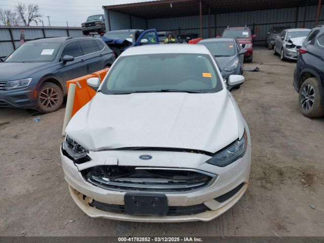 3FA6P0HD1HR270045 Ford FUSION SE