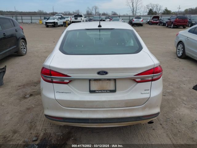 3FA6P0HD1HR270045 Ford FUSION SE