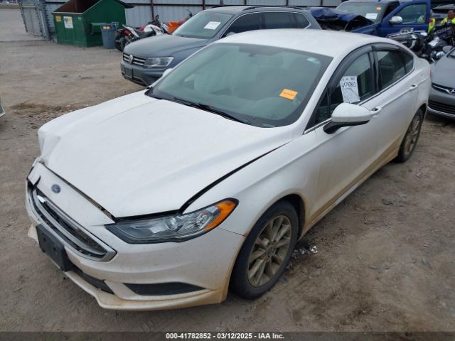 3FA6P0HD1HR270045 Ford FUSION SE