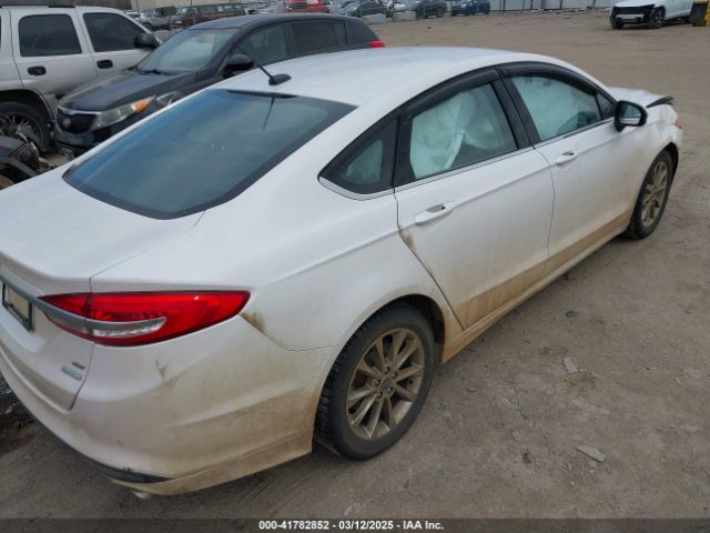 3FA6P0HD1HR270045 Ford FUSION SE