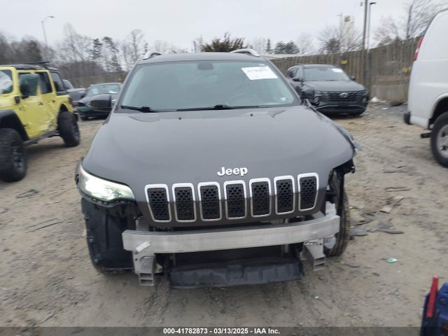 1C4PJMLB4KD323124 Jeep Cherokee Latitude Plus 4x4