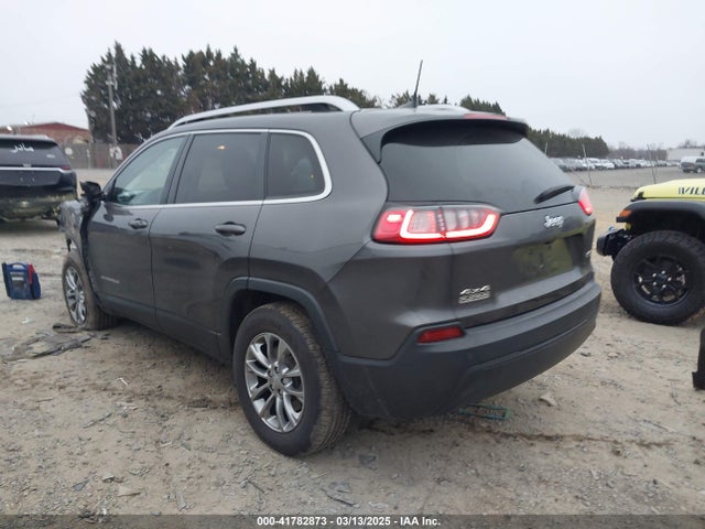 1C4PJMLB4KD323124 Jeep Cherokee Latitude Plus 4x4