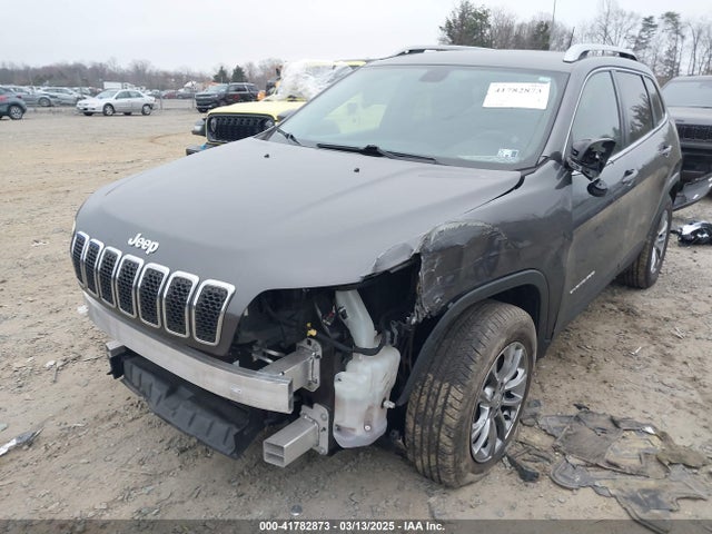 1C4PJMLB4KD323124 Jeep Cherokee Latitude Plus 4x4