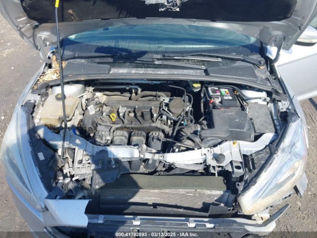 1FADP3K23GL242938 Ford FOCUS SE