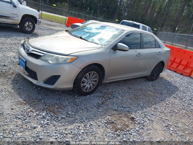 Toyota CAMRY LE 2014 4T4BF1FK9ER359273 Image 2