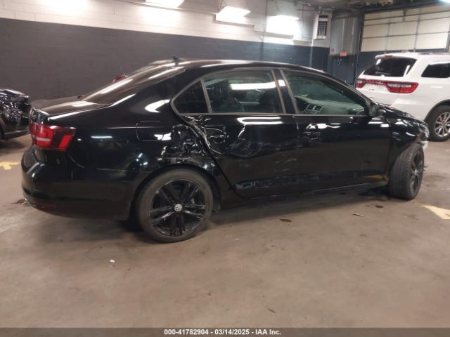 3VWD17AJ7JM222559 Volkswagen Jetta 1.8t Se Sport