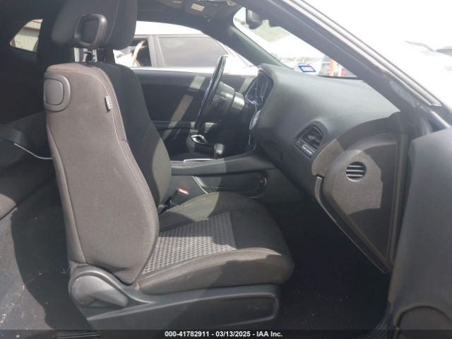 2C3CDZAG3MH631025 Dodge Challenger Sxt