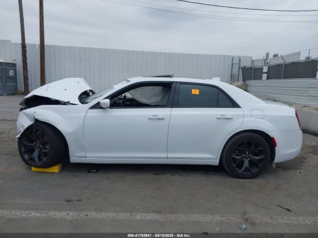 2C3CCABG0NH190751 Chrysler 300 S