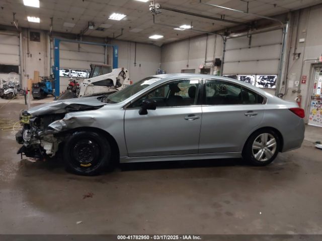 4S3BNAA61F3033308 Subaru Legacy 2.5i