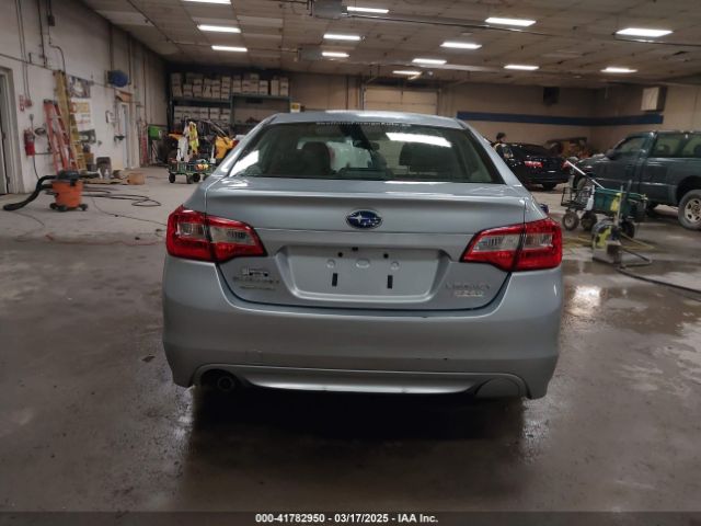 4S3BNAA61F3033308 Subaru Legacy 2.5i
