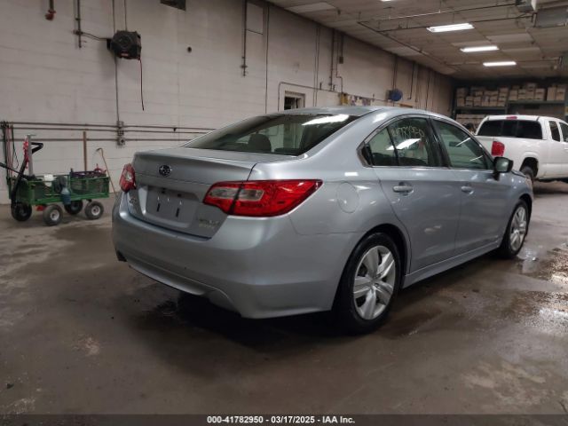 4S3BNAA61F3033308 Subaru Legacy 2.5i