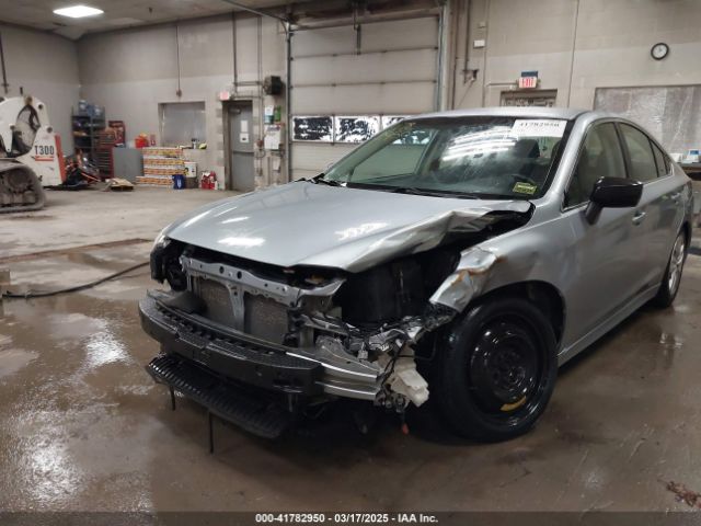 4S3BNAA61F3033308 Subaru Legacy 2.5i