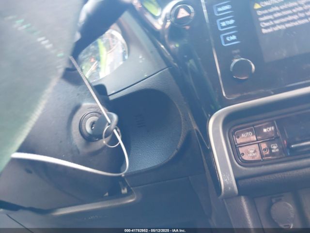 2T1BURHE5KC237383 Toyota COROLLA LE