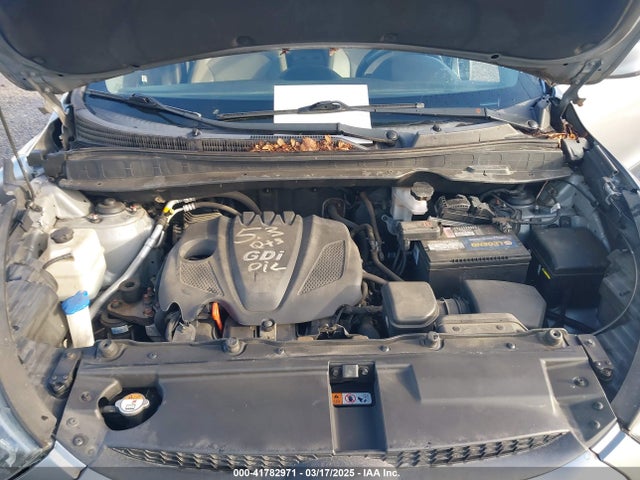 KM8JU3AGXEU917125 Hyundai TUCSON SE