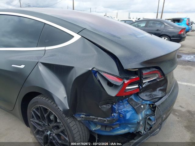 5YJ3E1EA7JF012249 Tesla Model 3 Long Range/mid Range