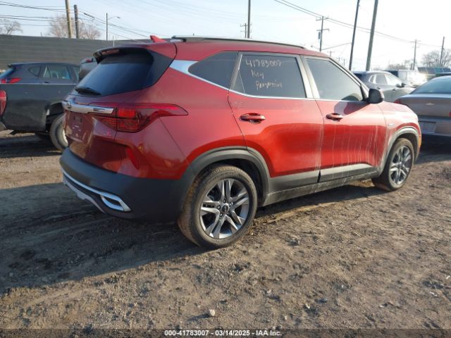 KNDEUCAA8M7158375 KIA SELTOS S