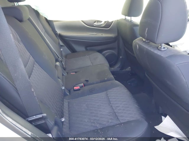 5N1AT2MV7JC788266 Nissan ROGUE SV