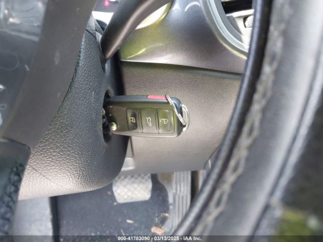 3VWJX7AT7EM608634 Volkswagen Beetle 2.5l