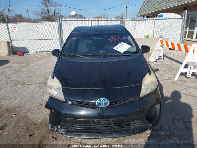 Toyota Prius Two 2015 JTDKN3DU9F0435455 Image 13
