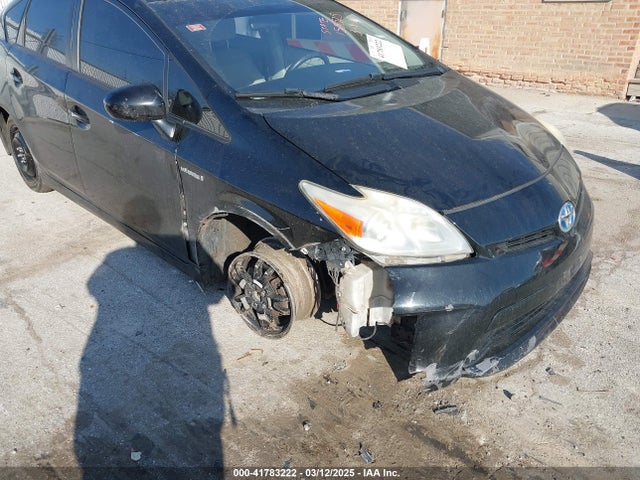Toyota Prius Two 2015 JTDKN3DU9F0435455 Image 6