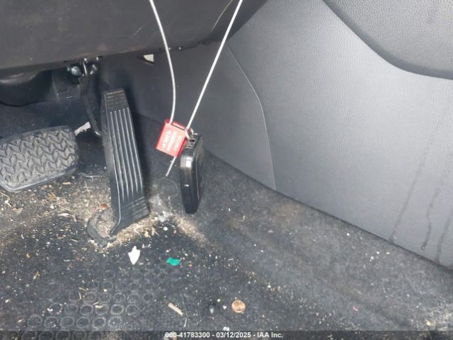 JTMW1RFV8KD034763 Toyota Rav4 Xle