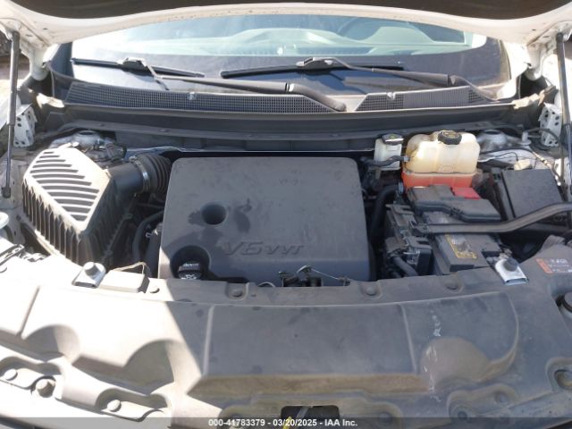 1GNERGKW2MJ238882 Chevrolet Traverse Fwd Lt Cloth